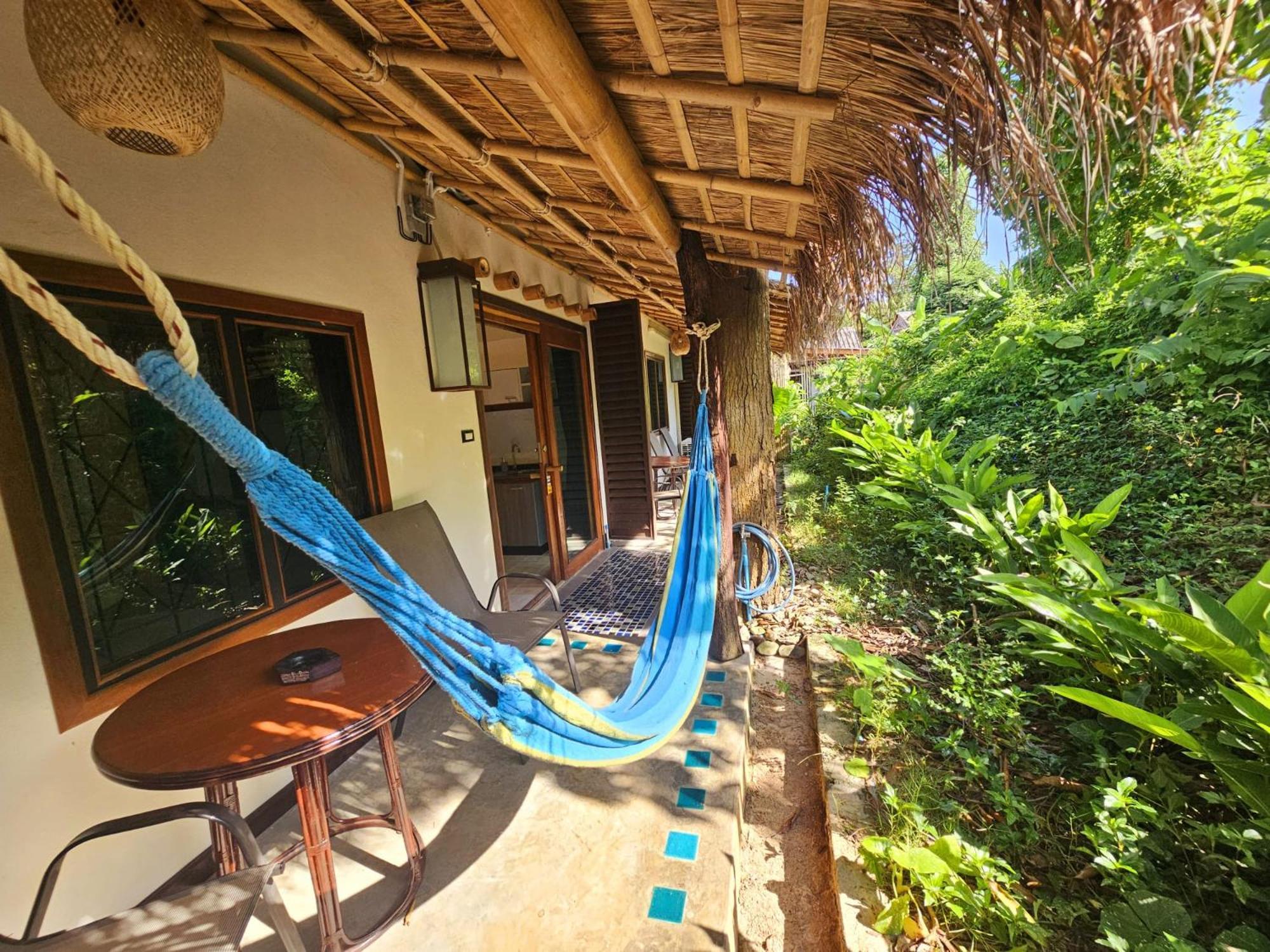 Moods Lodge Ko Lanta エクステリア 写真